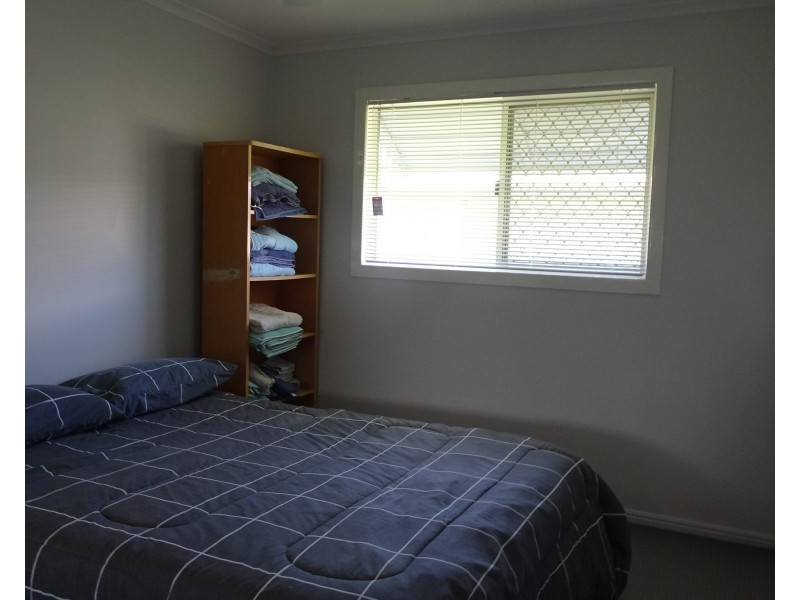 1 Moller Street, Buxton QLD 4660