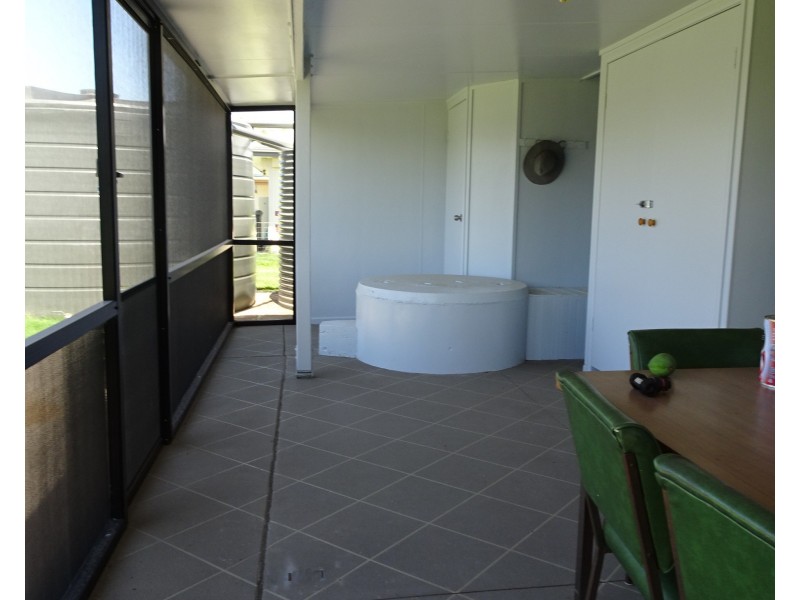 1 Moller Street, Buxton QLD 4660