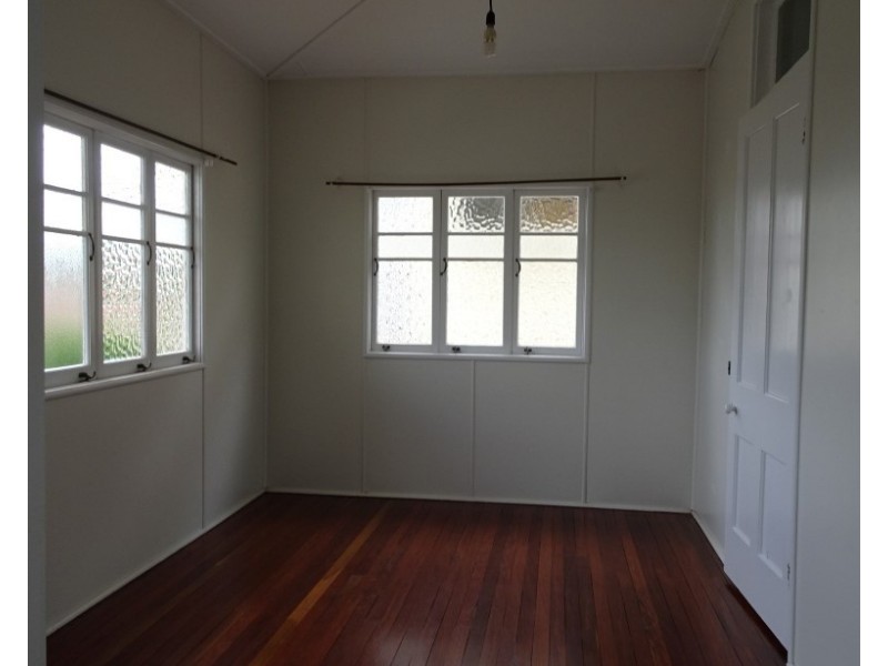 18 WEST STREET, Childers QLD 4660