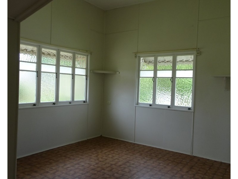 18 WEST STREET, Childers QLD 4660