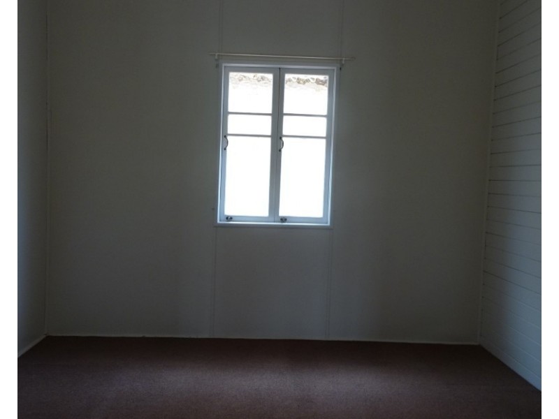 18 WEST STREET, Childers QLD 4660