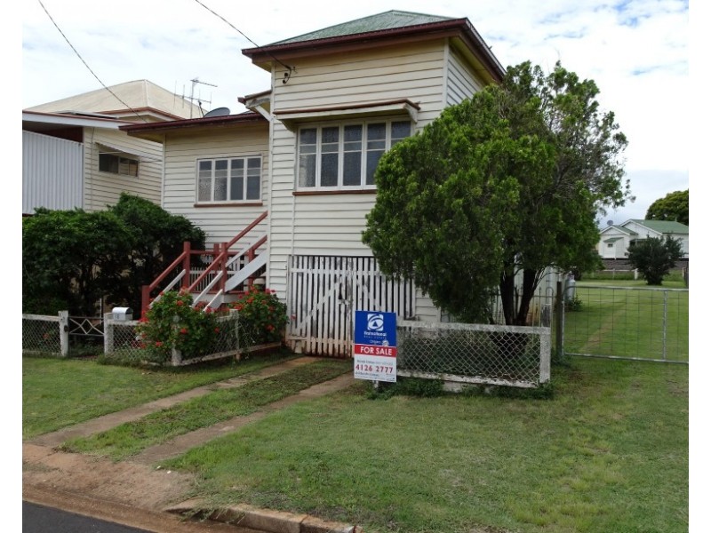 18 WEST STREET, Childers QLD 4660