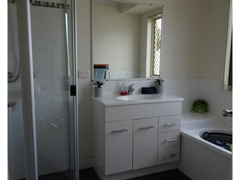 3 GROVE COURT, Cordalba QLD 4660