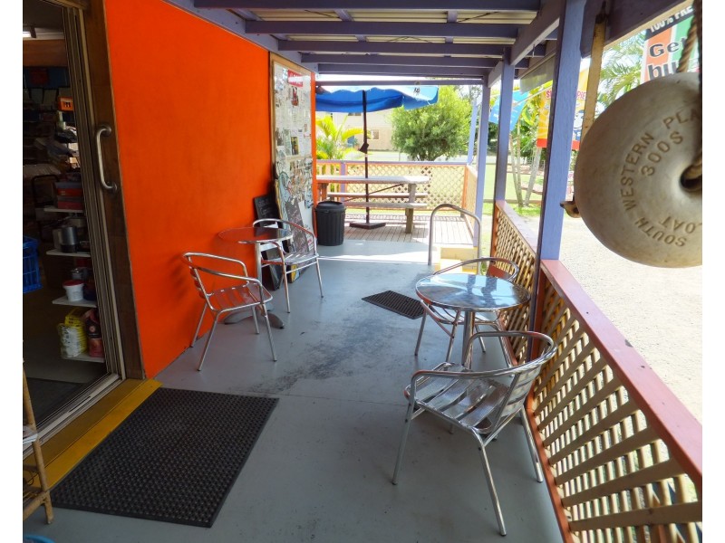 5 HUME STREET, Buxton QLD 4660