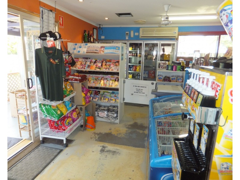 5 HUME STREET, Buxton QLD 4660