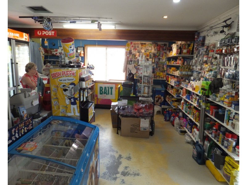 5 HUME STREET, Buxton QLD 4660
