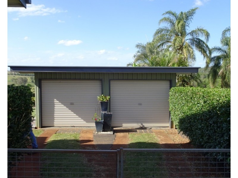11 Oakes Street, Childers QLD 4660