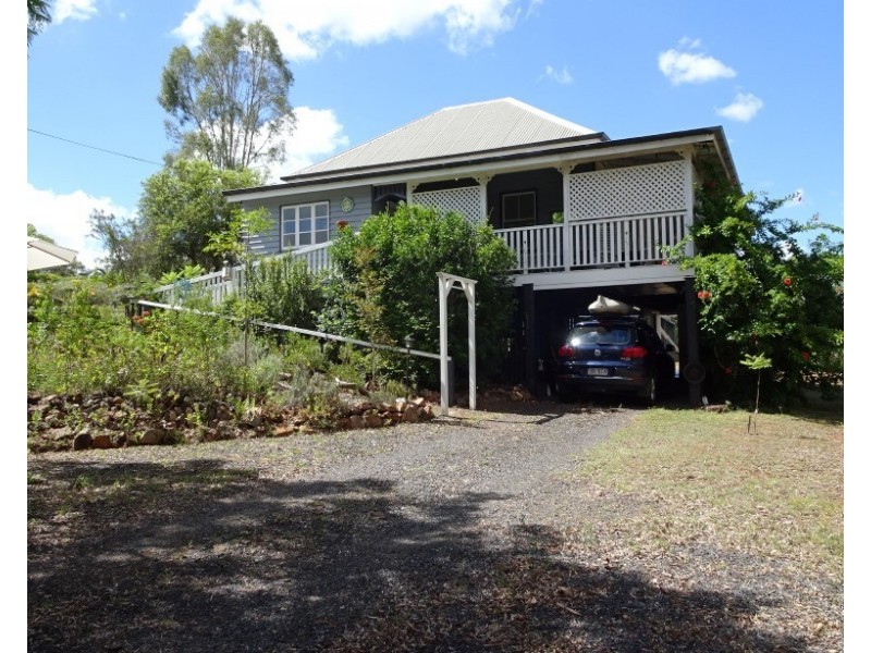 4 WEGERT STREET, Apple Tree Creek QLD 4660