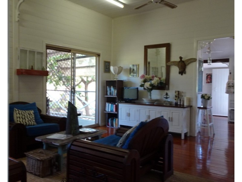 4 WEGERT STREET, Apple Tree Creek QLD 4660