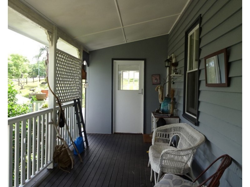 4 WEGERT STREET, Apple Tree Creek QLD 4660