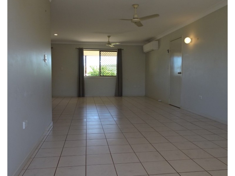 29 PIONEER AVENUE, Childers QLD 4660