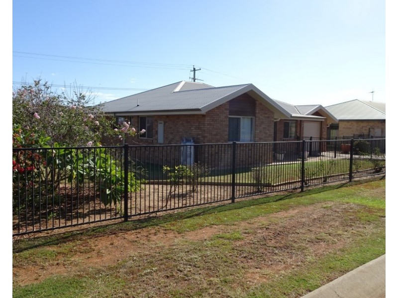 29 PIONEER AVENUE, Childers QLD 4660