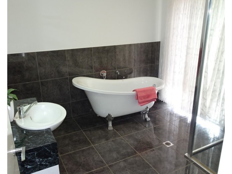 136 DOOLBI DAM ROAD, Doolbi QLD 4660