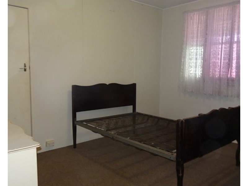 9 Stewart Street, Childers QLD 4660