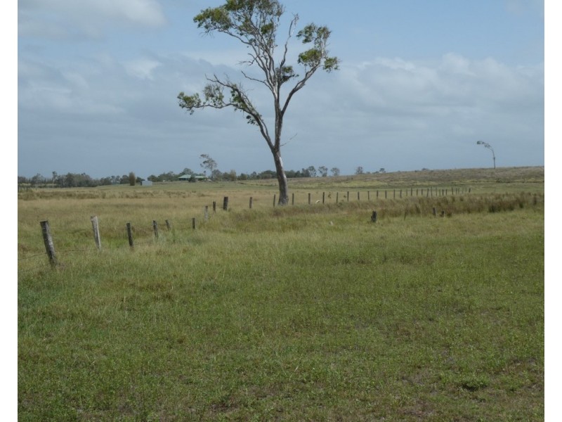 425 Three Chain Road, Calavos QLD 4670