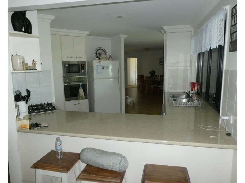 425 Three Chain Road, Calavos QLD 4670