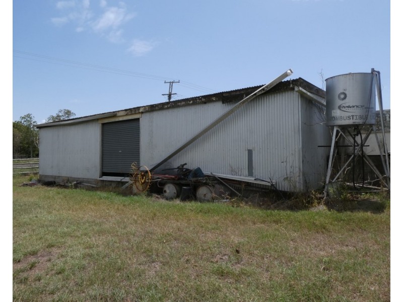425 Three Chain Road, Calavos QLD 4670