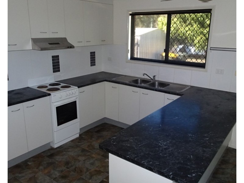 65 Thompson Road, Childers QLD 4660