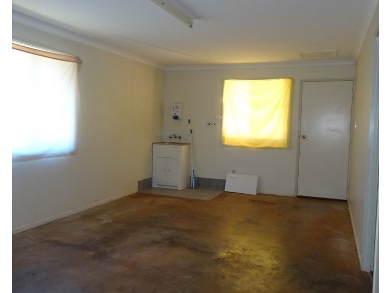 65 Thompson Road, Childers QLD 4660