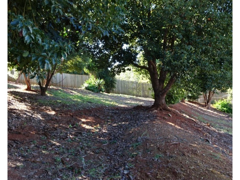 65 Thompson Road, Childers QLD 4660