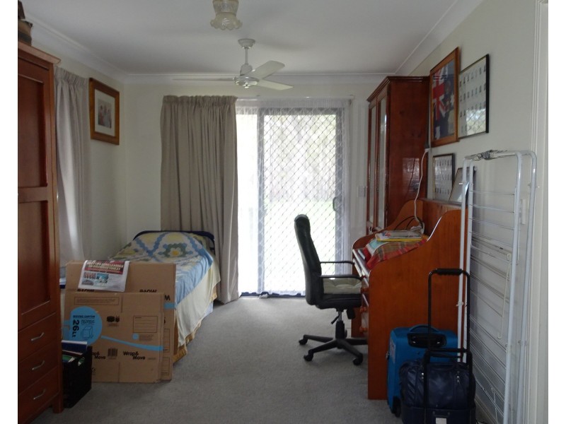 24 POWERS STREET, Buxton QLD 4660