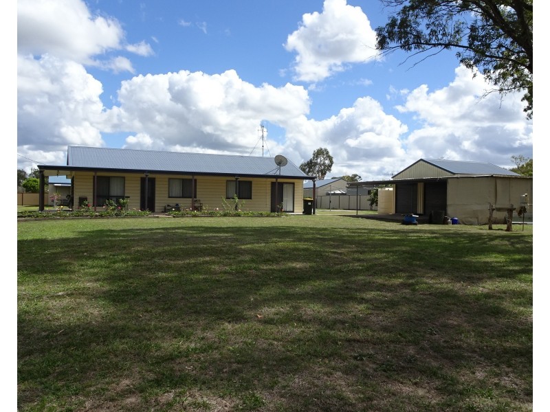 24 POWERS STREET, Buxton QLD 4660