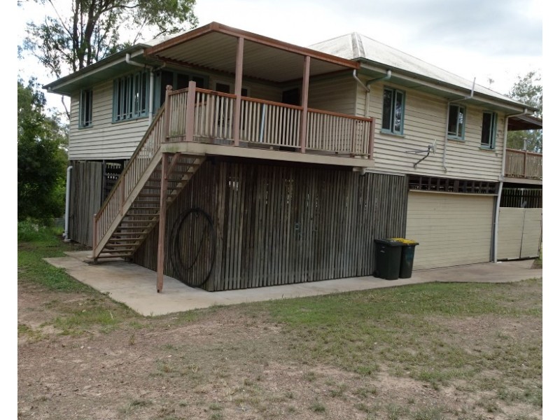 8 ANDERSEN STREET, Apple Tree Creek QLD 4660