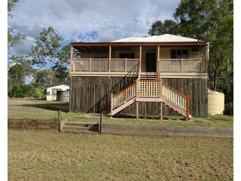 8 ANDERSEN STREET, Apple Tree Creek QLD 4660