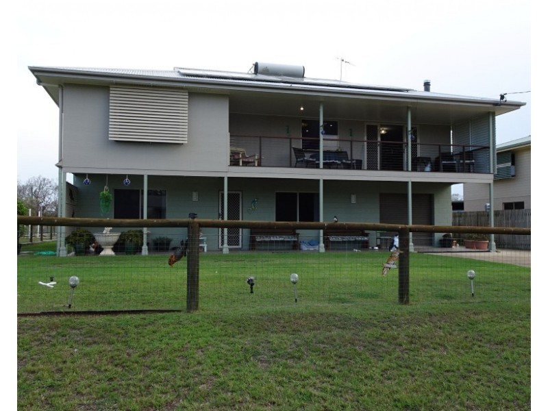 33 TRAVIS STREET, Buxton QLD 4660