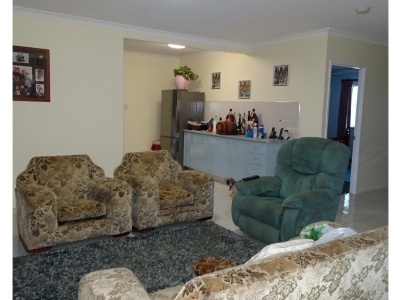 33 TRAVIS STREET, Buxton QLD 4660