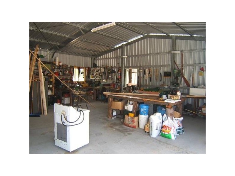 Buxton QLD 4660
