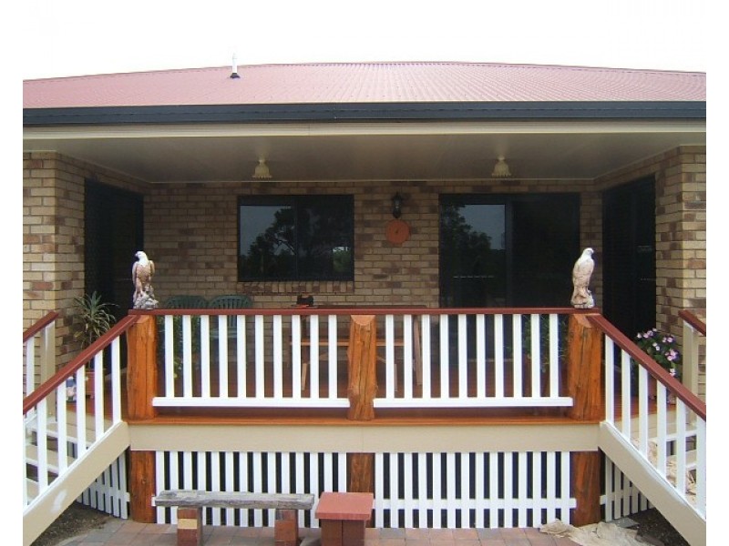 16 Watkins STREET, Buxton QLD 4660