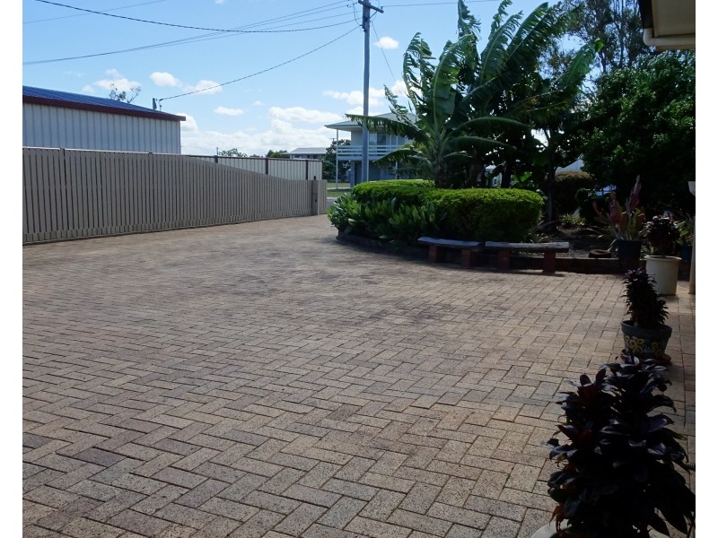16 Watkins STREET, Buxton QLD 4660