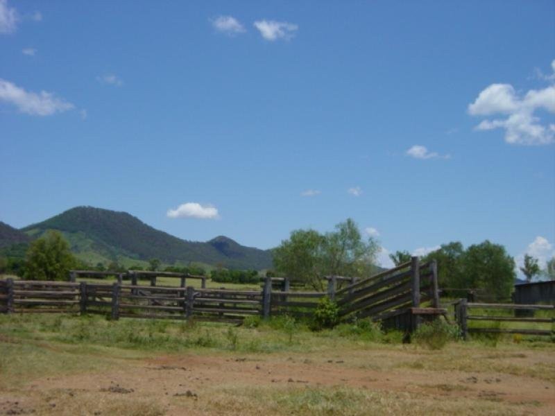 Isis Highway, Biggenden QLD 4621