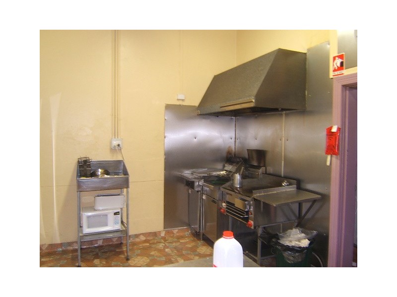 102 Churchill Street, Childers QLD 4660