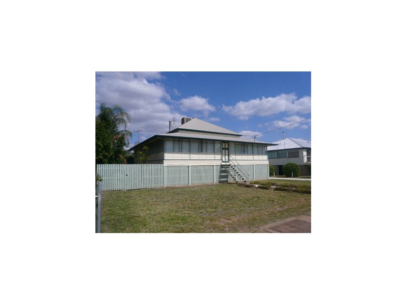 59 Meson Street, Gayndah QLD 4625