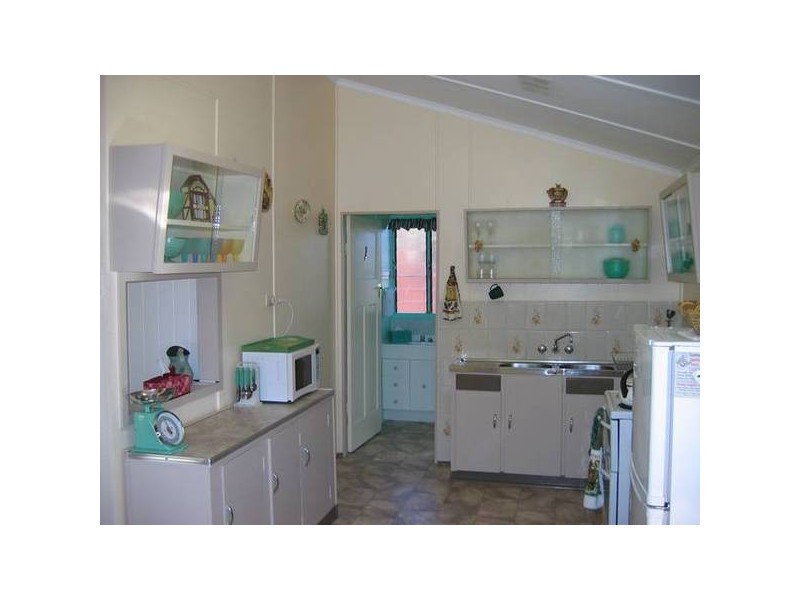 Broadhurst Street, Childers QLD 4660