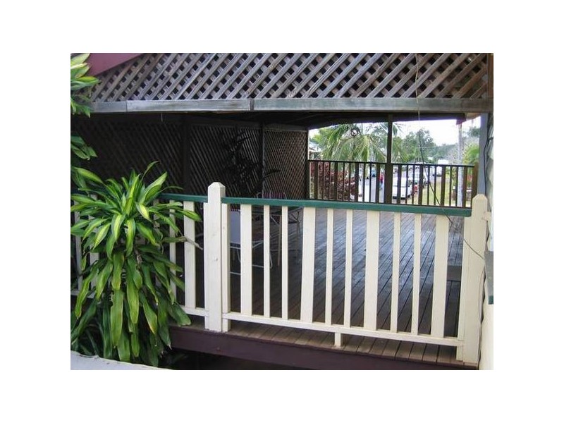 Broadhurst Street, Childers QLD 4660