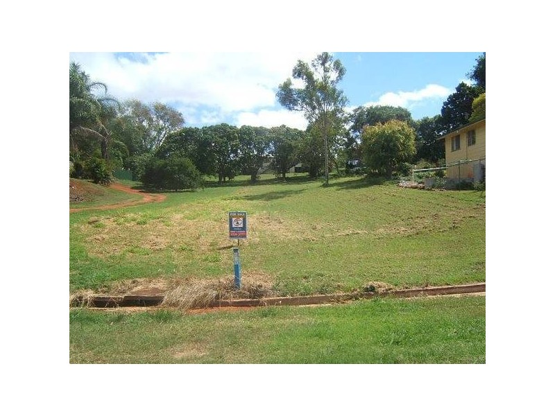 5 Nelson Street, Childers QLD 4660