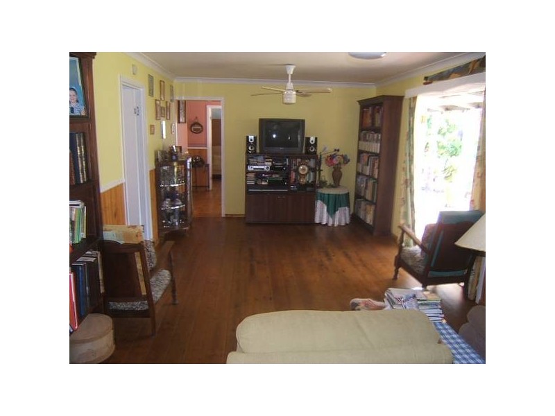 Buxton QLD 4660