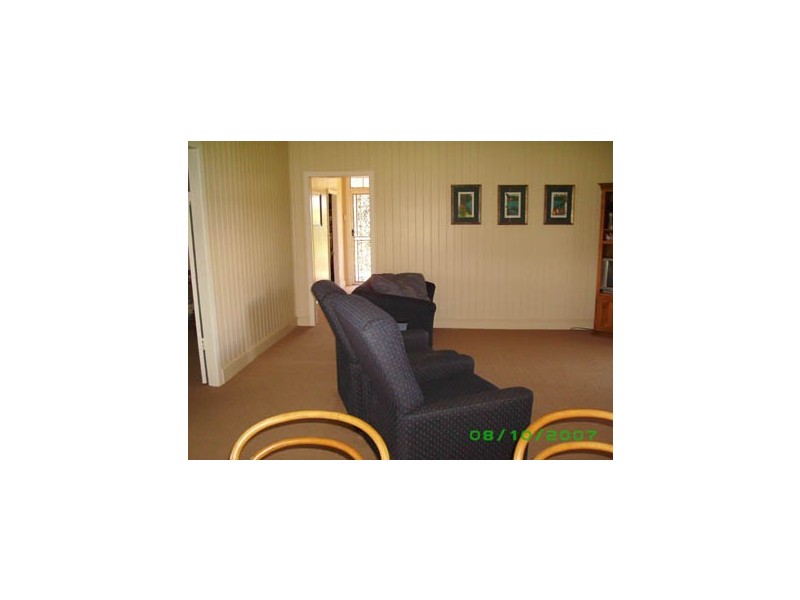 12 Sam Weller Avenue, Gayndah QLD 4625