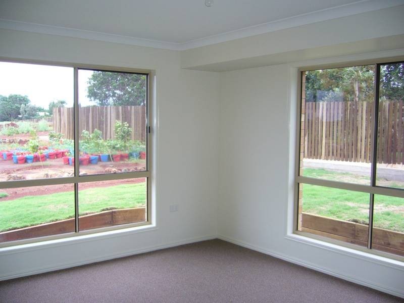 1/1 Lawman Place, Childers QLD 4660