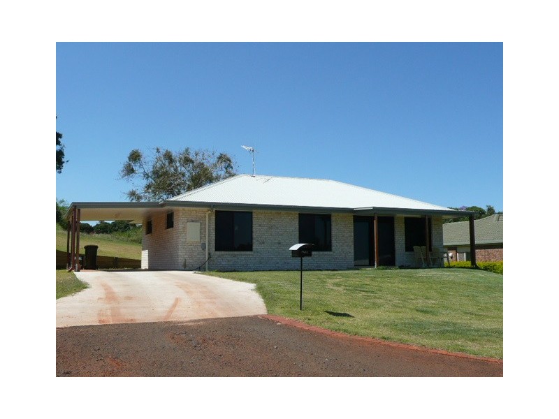 10 Pioneer Avenue, Childers QLD 4660