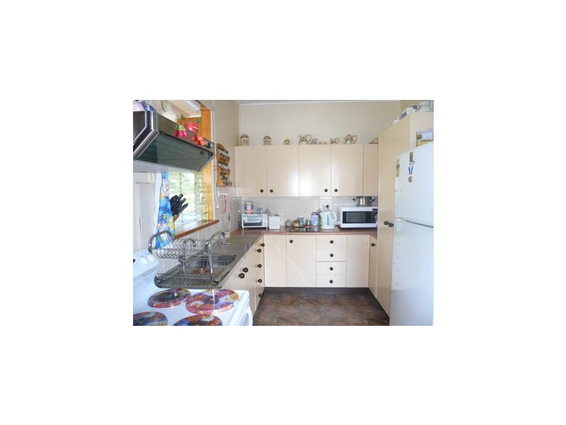 4 Bushnell Street, Gayndah QLD 4625