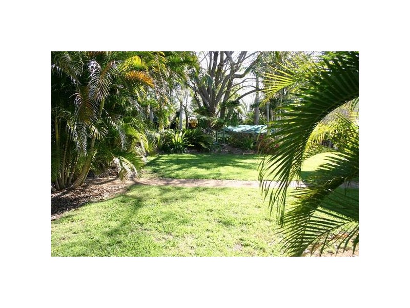 Coalstoun Lakes QLD 4621