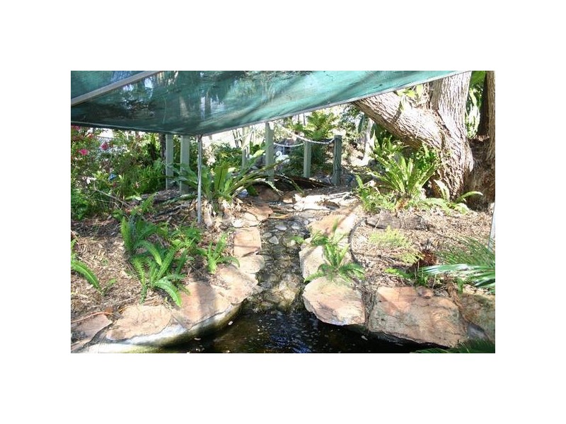 Coalstoun Lakes QLD 4621