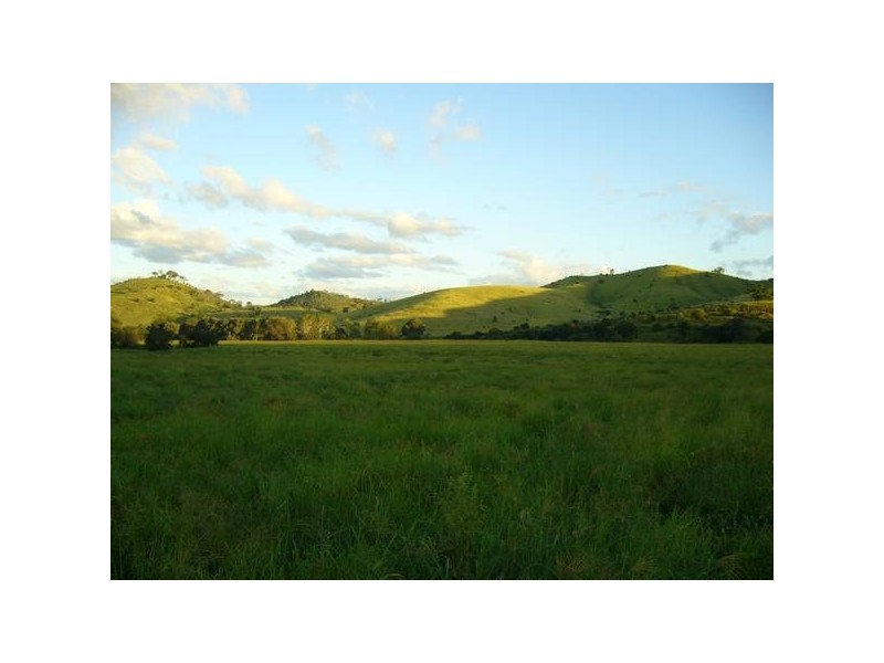 Coalstoun Lakes QLD 4621
