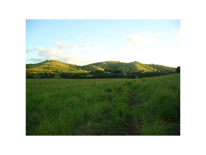 Coalstoun Lakes QLD 4621