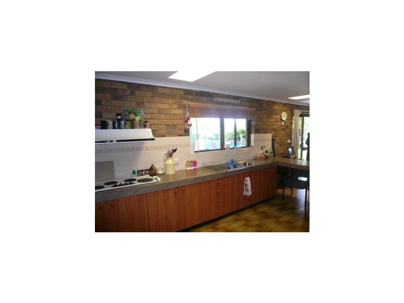79 BEINKES ROAD, Gayndah QLD 4625