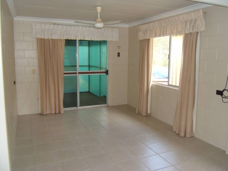 10 Charlton Street, Buxton QLD 4660